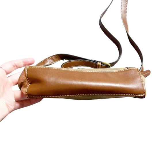 Chaps Metallic Gold Brown Faux Leather Zip Crossbody Bag Functional Stylish Bag - Picture 8 of 16